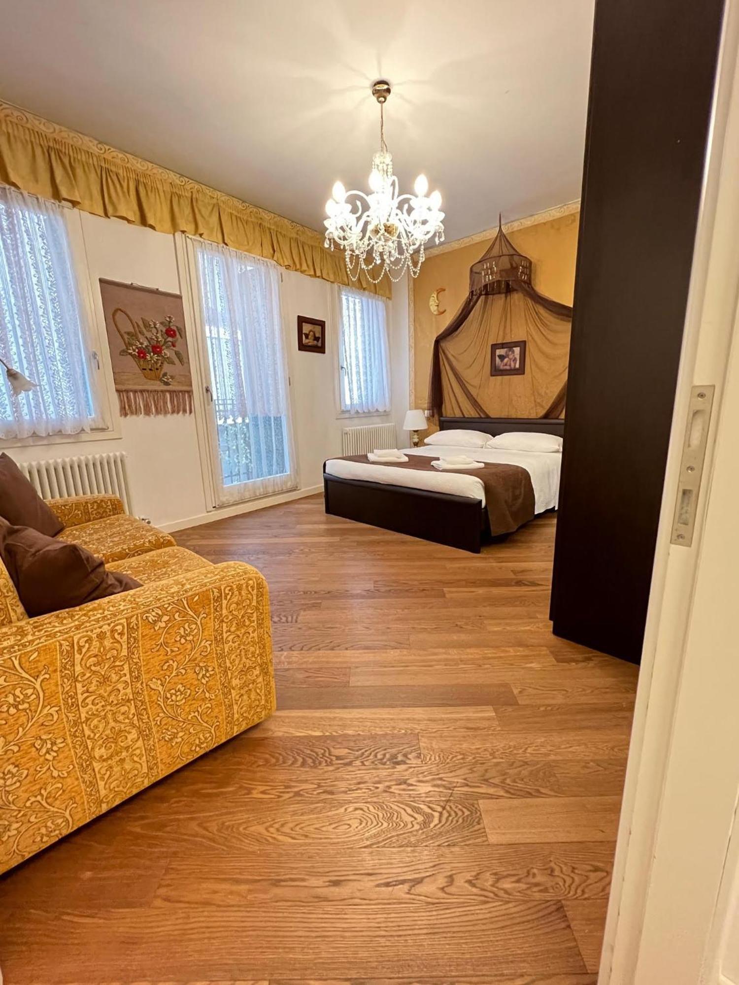 Casabella Apartment เวนิส ภายนอก รูปภาพ